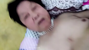 Aged Chinese Woman Gets Fucked