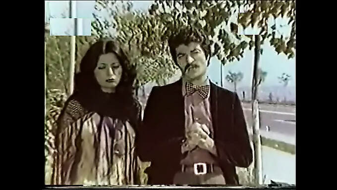 لقاء ساخن بين كاظم كارتال وكس مفتول العضلات في عام 1977