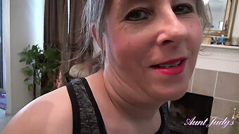 Big Tit Texas Milf Grace Takes You On A Workout Pov