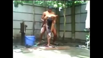 Bathing In The Great Outdoors: Nude Indian Girl Fakes Street Life