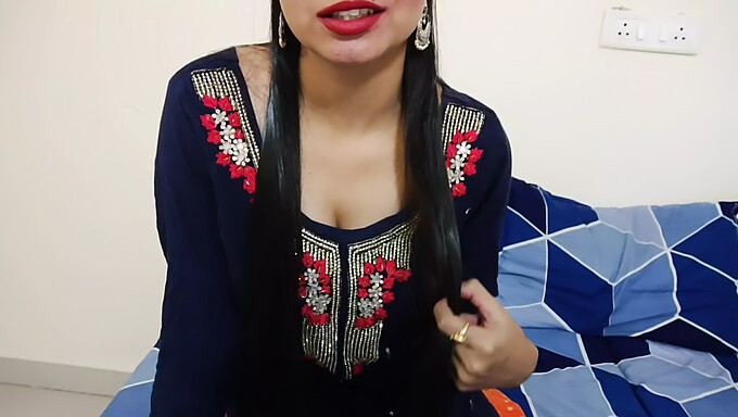 Desi Babe Bhatija Próbuje Uwieść Ciocię, Ale Chacha Jest W Domu Na Trochę Hardcore'Owej Akcji