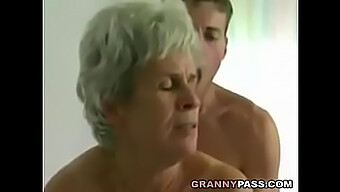 18+ Teen Bareback With Mature Granny