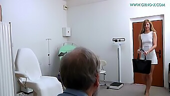 Nude Barbra'S Doctor'S Visit Results In Anal Play