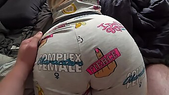 Tiener Met Grote Kont Krijgt Creampie In Zelfgemaakte Video