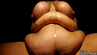 Milf Con Grandes Tetas Y Culo Es Adorada En Video Hd