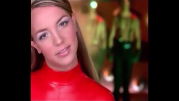 Horký Sólový Výkon Britney Spears