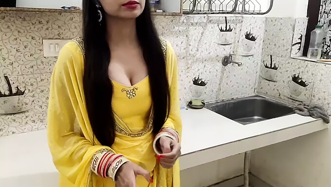 Indian Wife Cheats On Her Husband With Her Ex-Boyfriend - 18 Year Old Indian Teen