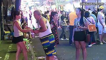 Bar Kızları Ve Fahişeler: Bangkok'Ta Gerçek Anlaşma