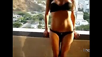 Couple Amateur Profite D'Une Session De Sexe Torride Sur Le Balcon